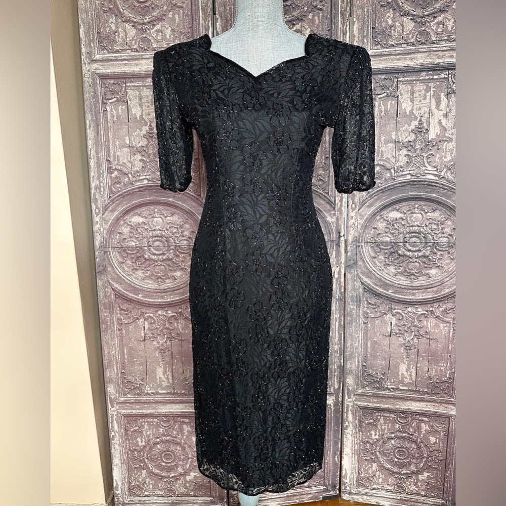 ❌SOLD ON MY IG Vintage Beaded Cocktail Dress - Picture 7 of 15